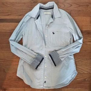 Abercrombie & Fitch button down blue seersucker xs